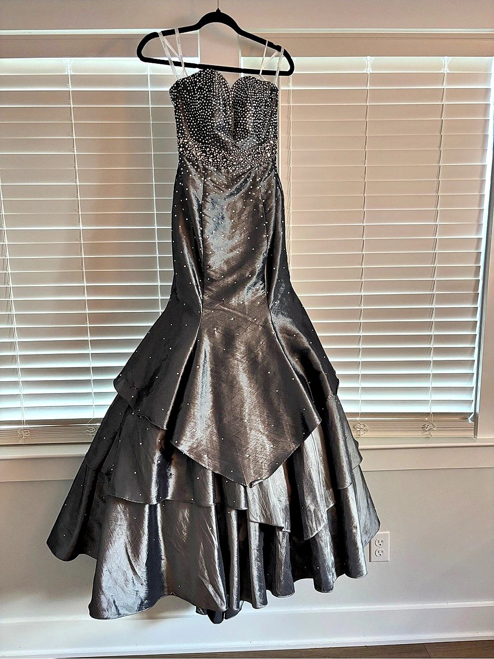 Panoply JRPY420S7 High-Low Prom Dress in Gray Size 6 Like New